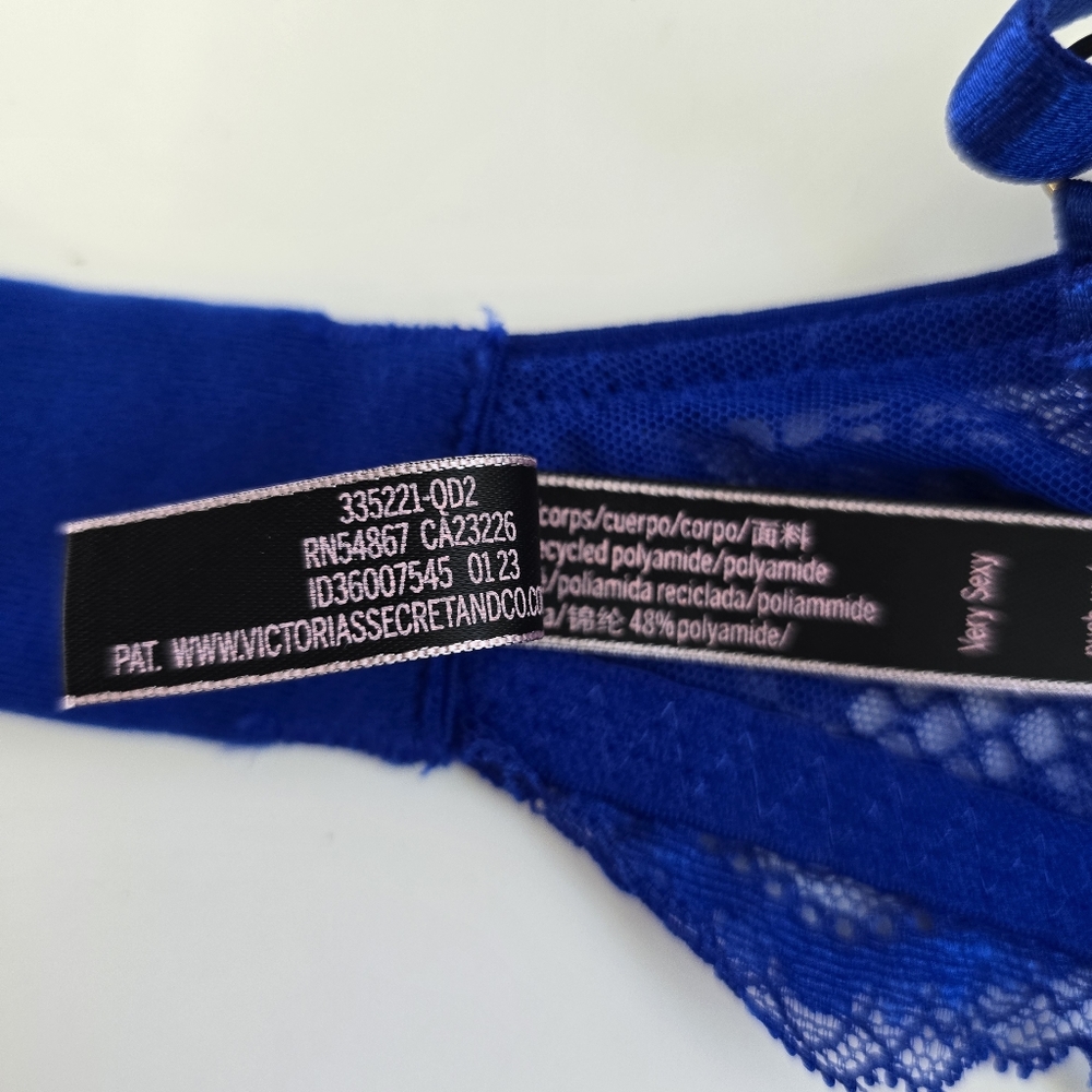 NWOT- Victoria's Secret Very Sexy Strappy Fishnet Lace Push-Up Bra 34DD - Picture 8 of 11